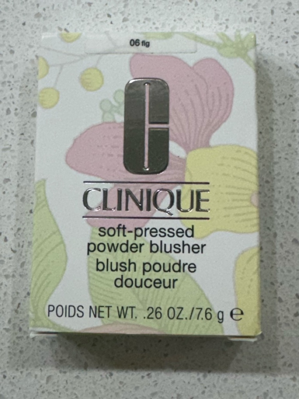 Clinique soft pressed powder blusher color 06 fig